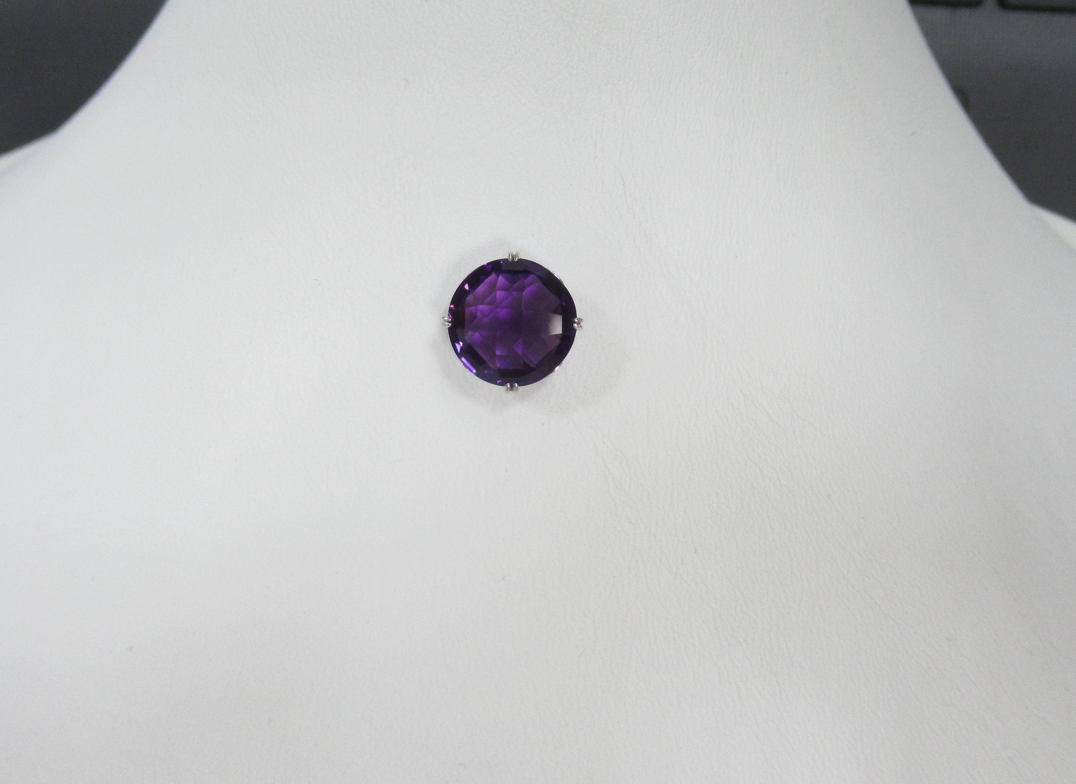 Серебряная подвеска с аметистом